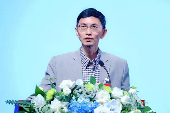 星空体育平台2024人工智能与教育发展大会举行聚焦“人工智能下的教育趋势”(图12)