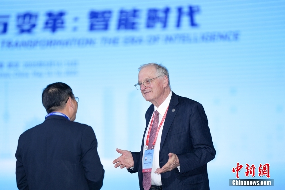 2025世界数字教育大会在湖北武汉开幕(图6) 2025世界数字教育大会在湖北武汉开幕(图6)